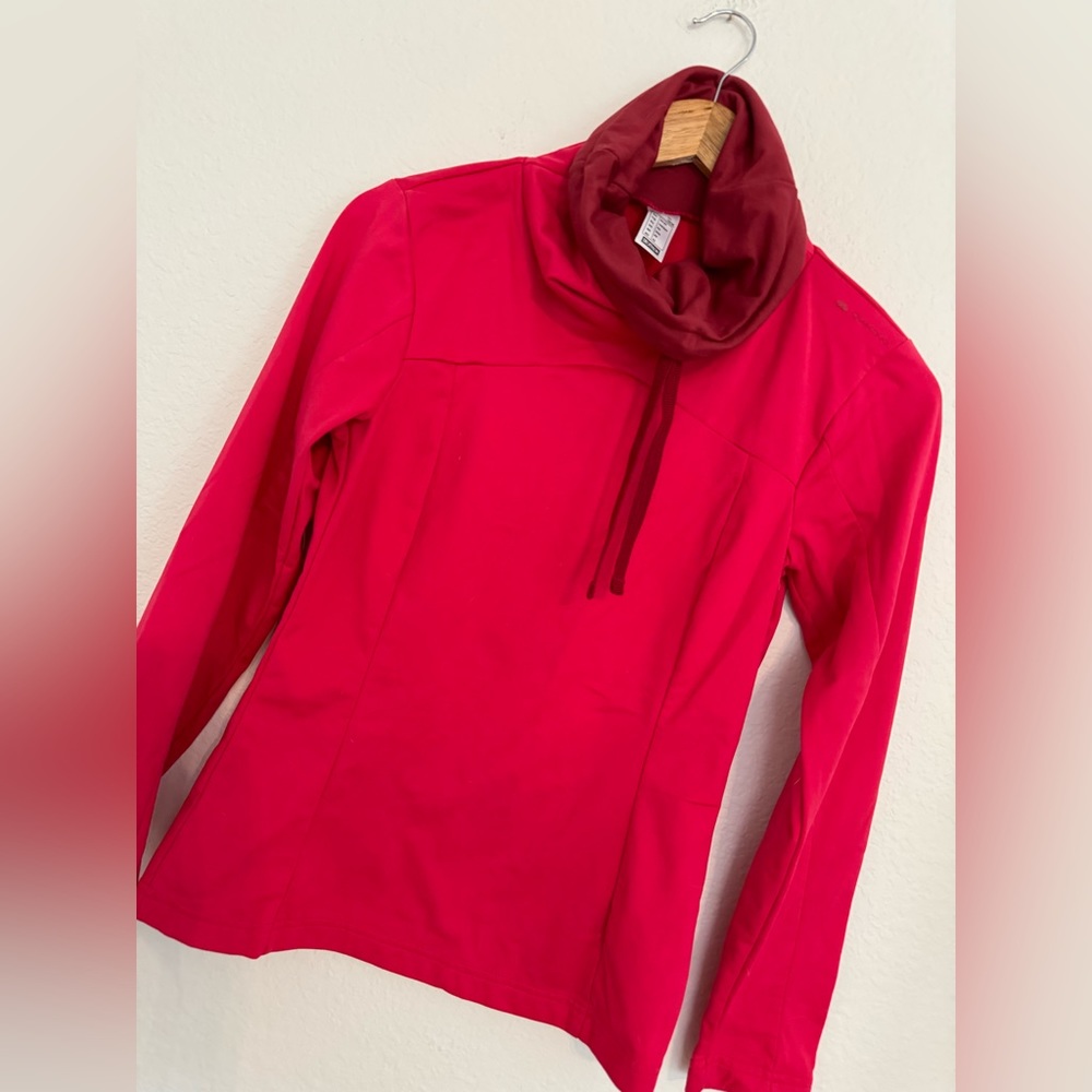Quechua Cowl Neck Athletic Sweater